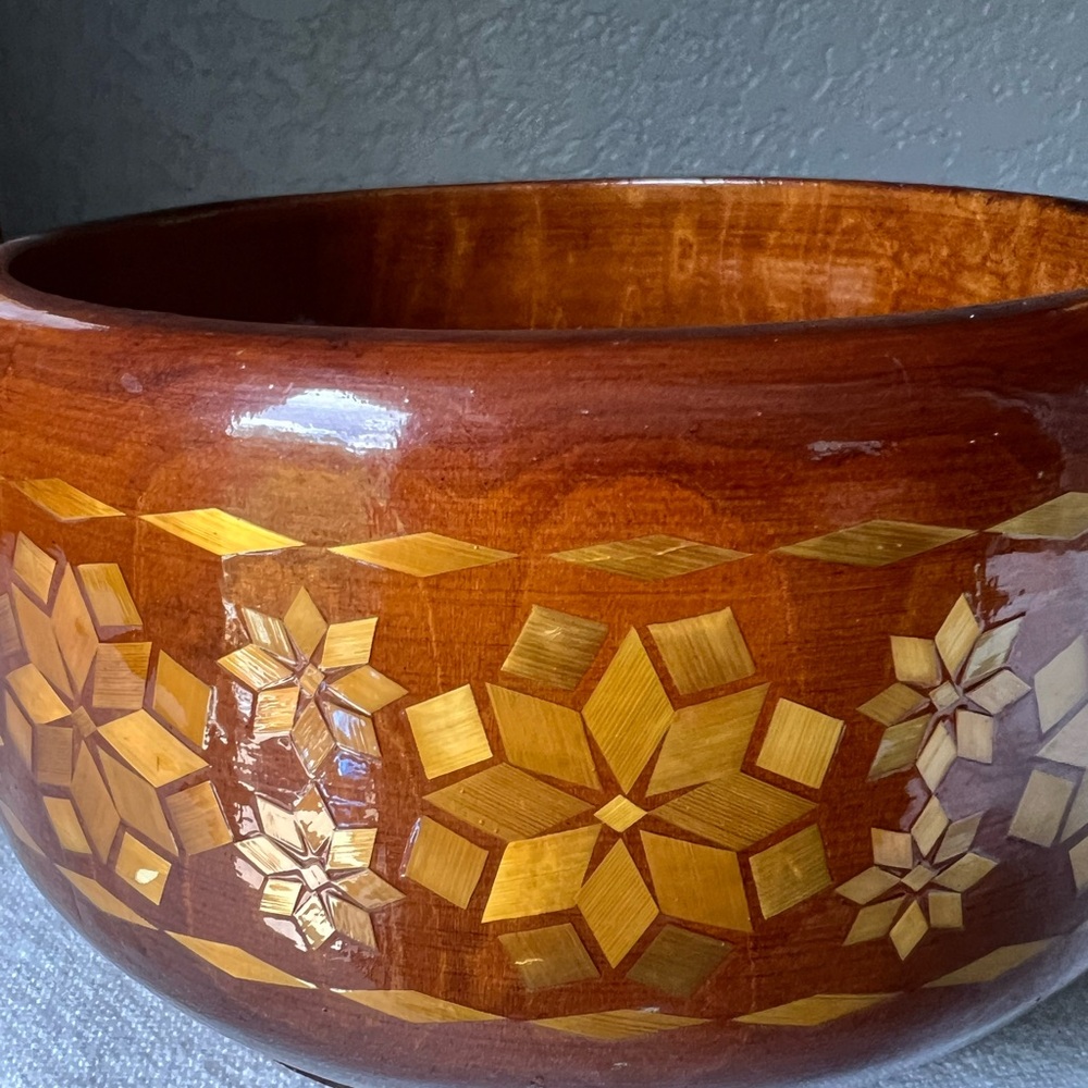 Vintage wooden folk art bowl - Picture 4 of 11